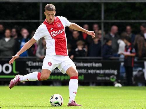 阿贾克斯爆料最新消息是什么,揭秘球队最新动态与转会传闻